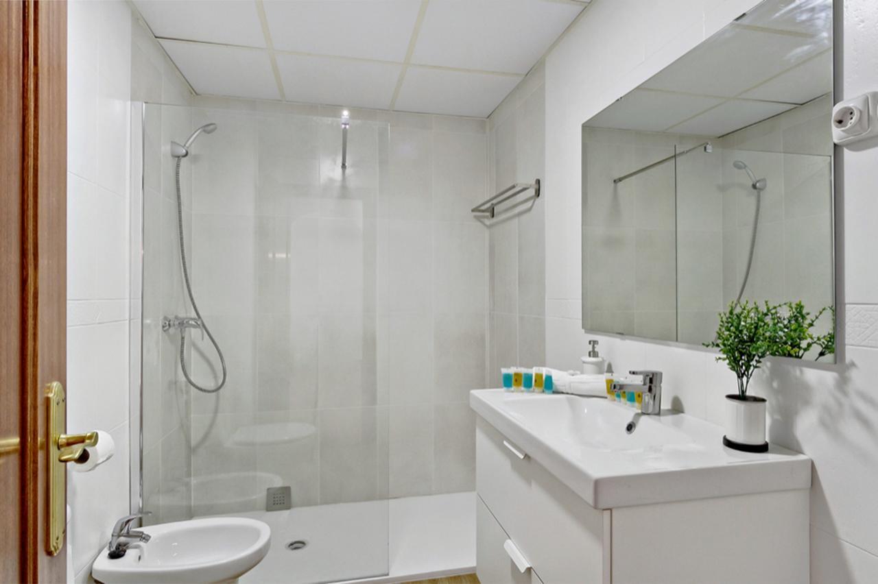 Del Parque Flats - Ollerias 3 Apartment Malaga Bagian luar foto