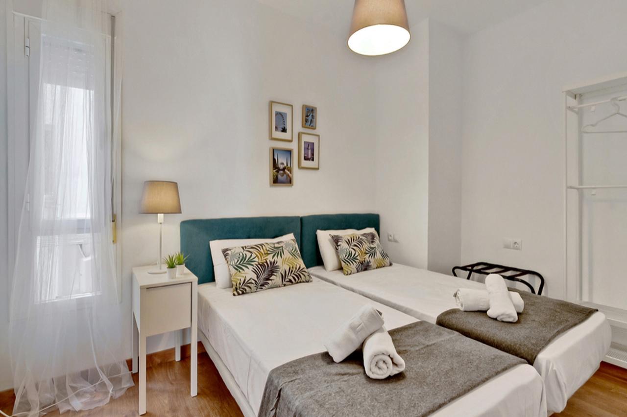Del Parque Flats - Ollerias 3 Apartment Malaga Bagian luar foto